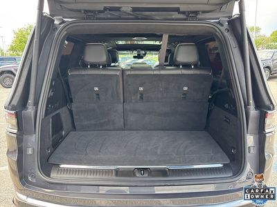 2023 Jeep Grand Wagoneer - Photo 38
