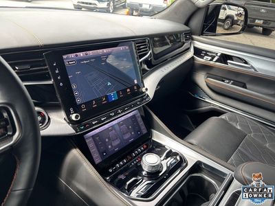2023 Jeep Grand Wagoneer - Photo 72