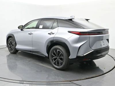 2026 Lexus RZ - Photo 3