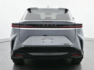 2026 Lexus RZ - Photo 4