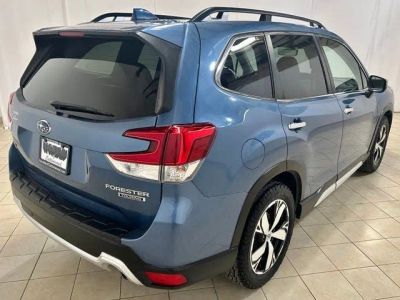 2019 Subaru Forester — detail view