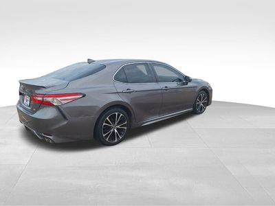 2019 Toyota Camry - Photo 7