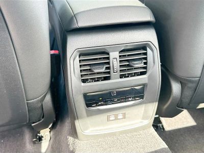 2026 BMW 3 Series — photo 19 view