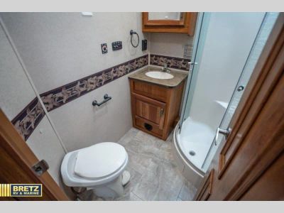 2016 Jayco Seneca - Photo 19