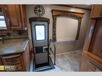 2016 Jayco Seneca - Photo 17