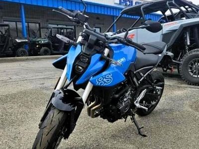 2026 Suzuki Hayabusa in BLK — front three-quarter view