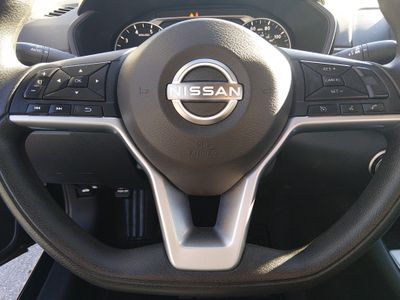 2025 Nissan Altima - Photo 12