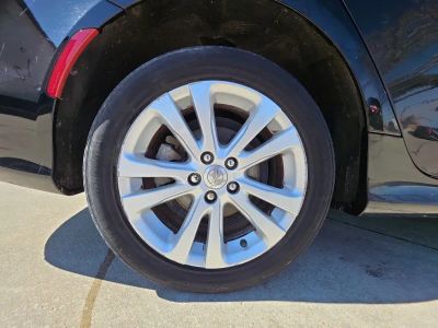 2015 Chrysler 200 - Photo 16