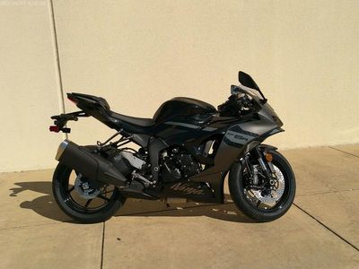 2026 Kawasaki Ninja ZX-6R - Photo 5