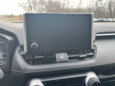 2024 Toyota RAV4 - Photo 11