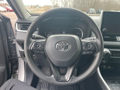 2024 Toyota RAV4 - Photo 19