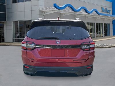 2026 Honda Pilot - Photo 3