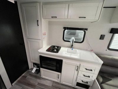 2026 Jayco Jay Flight SLX — photo 17 view