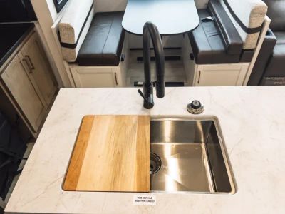 2026 Jayco NORTH TRAIL — photo 10 view