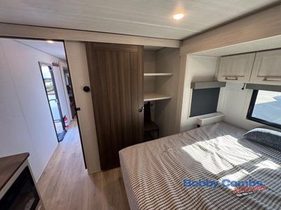 2026 Forest River RV Grand Surveyor - Photo 21