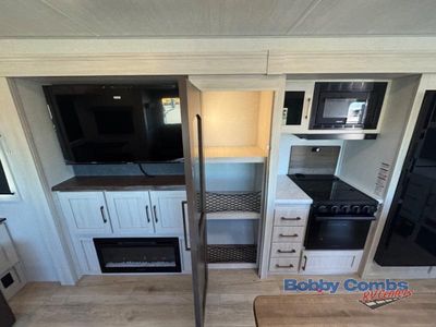 2026 Forest River RV Grand Surveyor - Photo 10