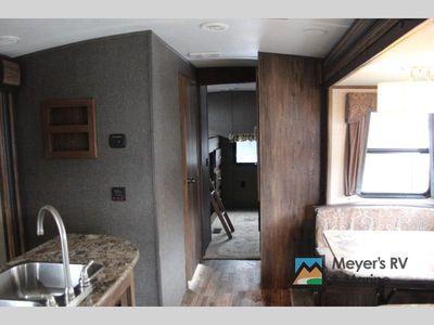 2015 Keystone RV Cougar X-Lite - Photo 6