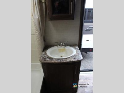2015 Keystone RV Cougar X-Lite - Photo 15