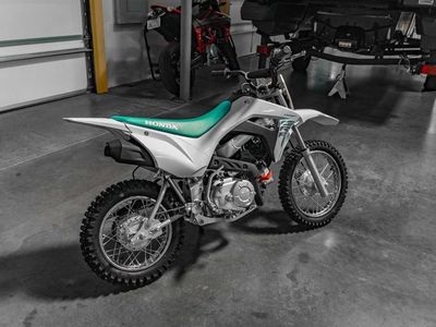 2026 Honda CRF110F - Photo 4