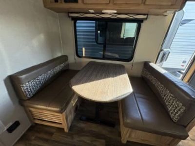 2018 Coachmen Freedom Express Ultra Lite - Photo 9