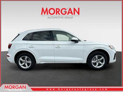 2024 Audi Q5 — side profile view