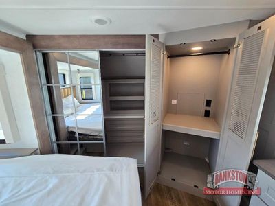 2026 Paradigm 310RL - Photo 34