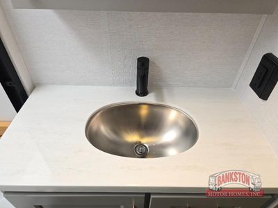 2026 Paradigm 310RL - Photo 28