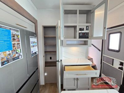 2026 Paradigm 310RL - Photo 18