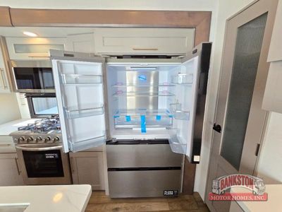 2026 Paradigm 310RL - Photo 14