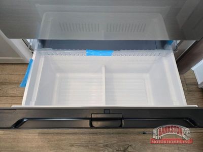 2026 Paradigm 310RL - Photo 16