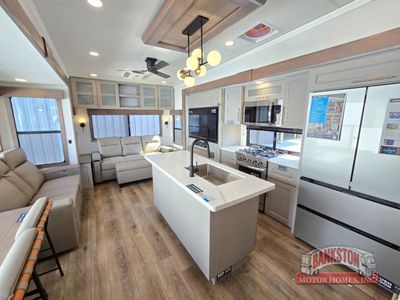 2026 Paradigm 310RL - Photo 37