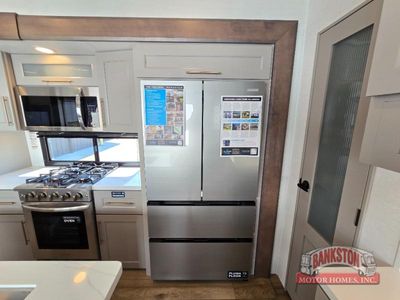 2026 Paradigm 310RL - Photo 13