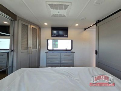 2026 Paradigm 310RL - Photo 32