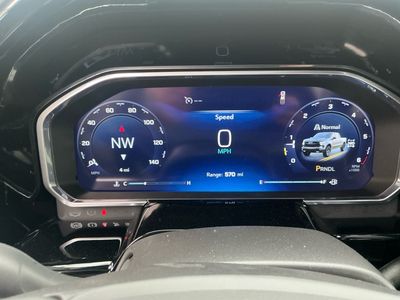 2026 Chevrolet Silverado 1500 - Photo 11