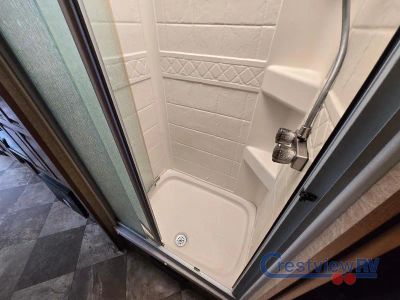 2015 Coachmen RV Concord - Photo 25