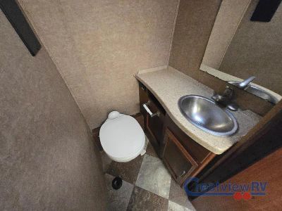 2015 Coachmen RV Concord - Photo 27