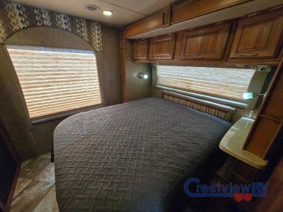 2015 Coachmen RV Concord - Photo 28