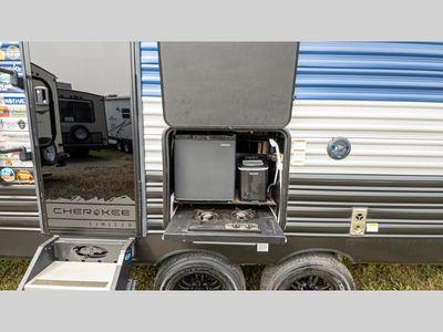 2022 Forest River RV Cherokee - Photo 11
