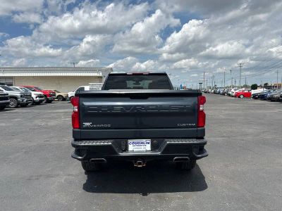 2021 Chevrolet Silverado 1500 — interior view
