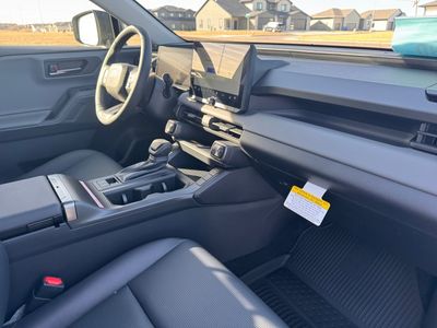 2026 Toyota RAV4 - Photo 20