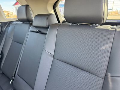 2026 Toyota RAV4 - Photo 14