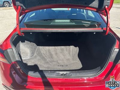 2025 Nissan Altima - Photo 3