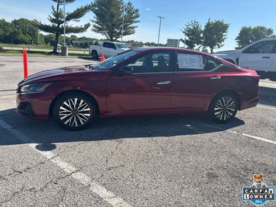 2025 Nissan Altima - Photo 15