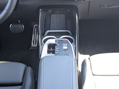 2025 BMW X2 - Photo 18