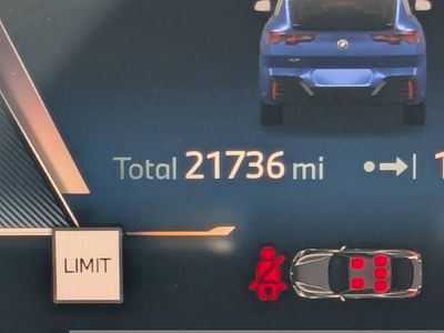 2025 BMW X2 - Photo 28