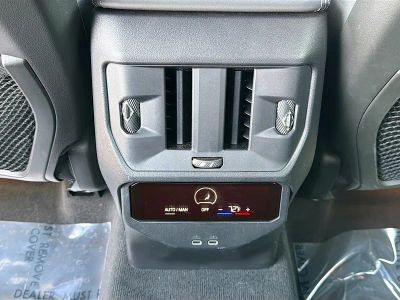 2025 BMW X3 — photo 20 view