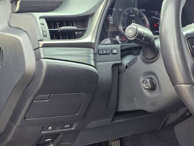 2021 Lexus ES - Photo 18