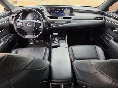 2021 Lexus ES - Photo 7