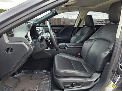 2021 Lexus ES - Photo 12
