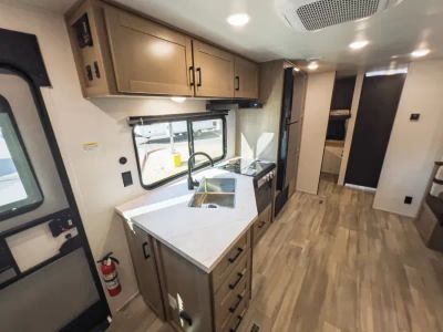 2027 Jayco PROWLER — photo 7 view